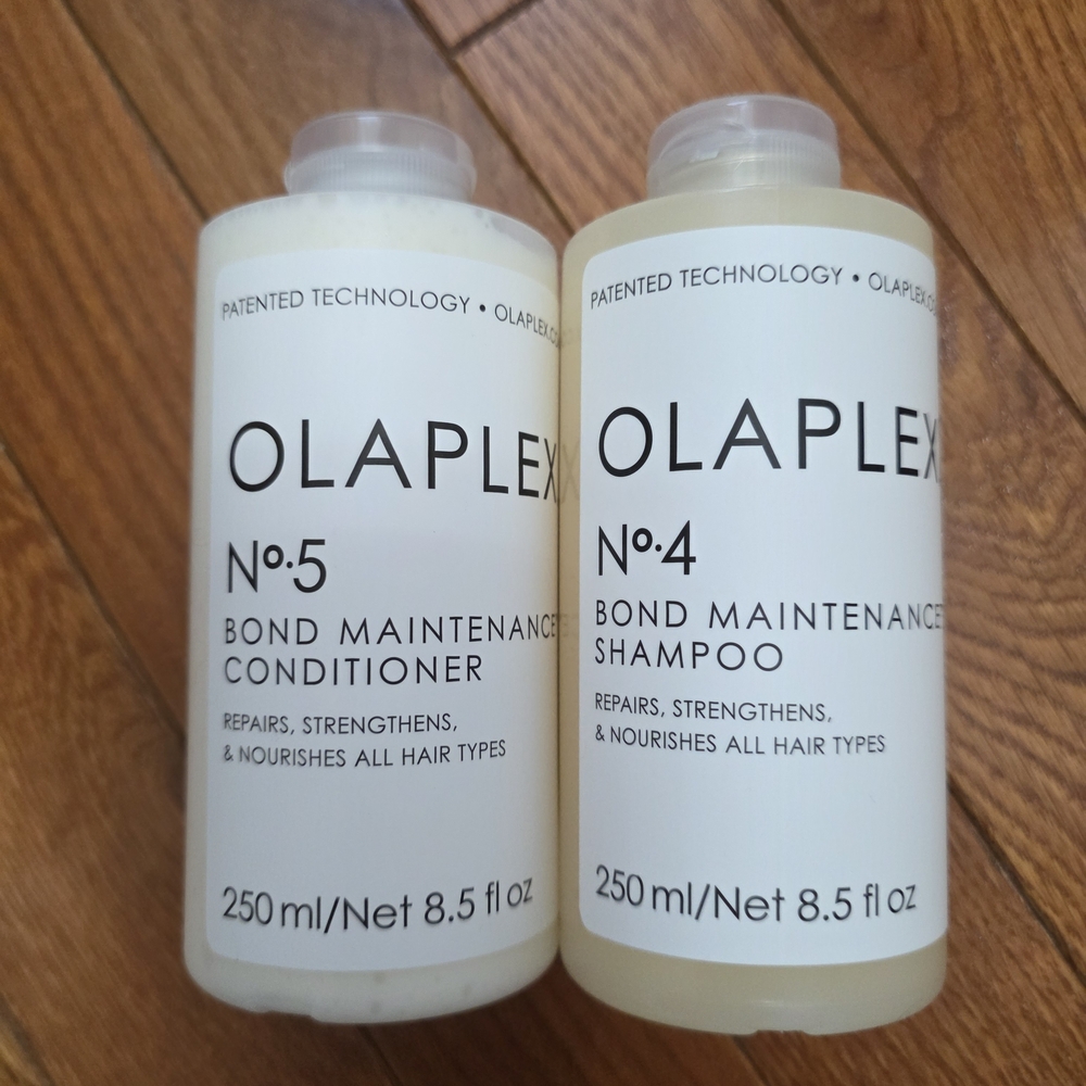 Olaplex No.4 and No.5 Bond Maintenance Shampoo and Conditioner Set